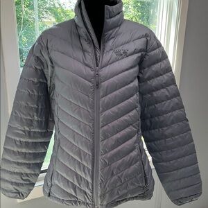 Mountain Hardwear Women's Silver Puffer Jacket size XL